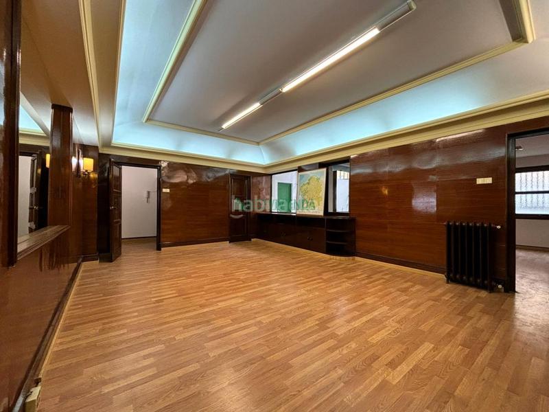 Foto 16e720f0-fd11-4d82-ad2d-ce9b7a891dd1. Location bureau avec chauffage dans Plaza Independencia Vigo