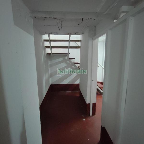 Foto 78a7d790-04d0-4d3b-a4b2-8875fbe1c050. Rent business premise in Plaza España - Corte Inglés Vigo