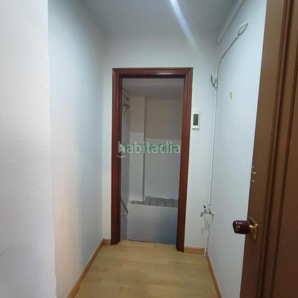 Foto ccc2e122-f570-4211-aba8-0b3d7994de2e. Rent business premise in Plaza España - Corte Inglés Vigo