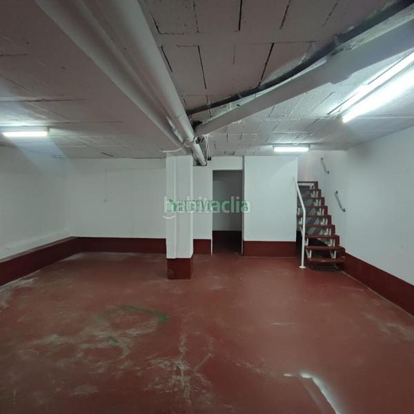 Foto fdc85a9c-07b4-4bf5-9ea4-777a88b59323. Rent business premise in Plaza España - Corte Inglés Vigo