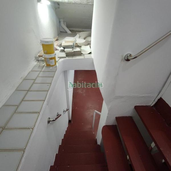 Foto 90b3ab97-32b2-424d-b247-2b0b771bb6a2. Alquiler local comercial en Plaza España - Corte Inglés Vigo