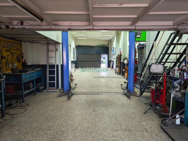 Foto f6b4302d-8c96-4bcc-844d-5086e090ac37. Local comercial a As Travesas - Balaidos Vigo