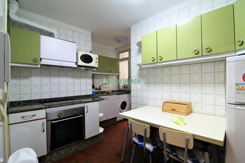 Foto 9e22da07-1195-4ef0-b611-becd11ddb905. Etagenwohnung mit heizung in Camelias - Pi y Margall Vigo