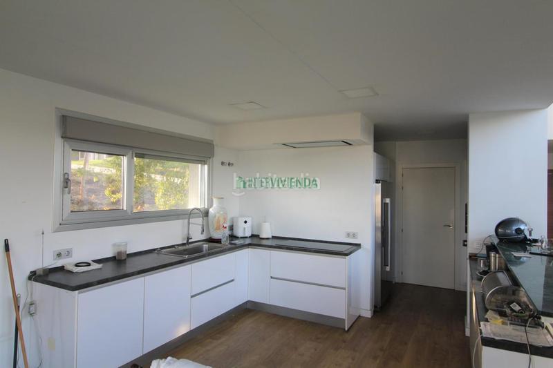 Foto 0534fe73-cab5-4ad3-80eb-9cfb0d12c7f0. Casa con riscaldamento in Panxón Nigrán