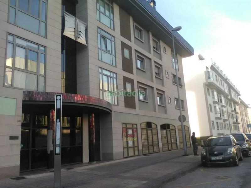 Foto d0603535-f6a9-4d28-8ee4-9722c8e9565c. Local commercial dans Begonte