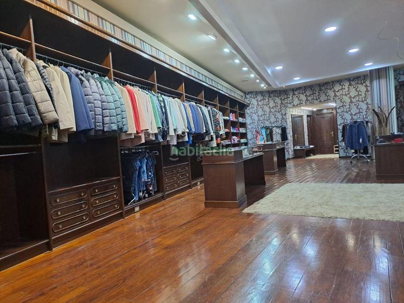 Foto a3bb8dd8-c08d-442d-9f52-d92a9086ec1c. Alquiler local comercial en As Travesas - Balaidos Vigo