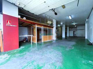 Business premise in Teis