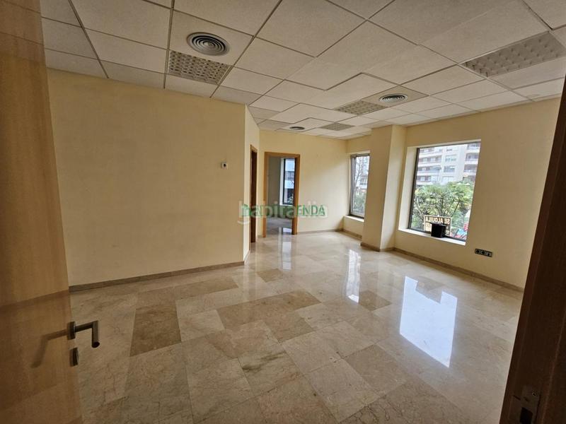 Foto 6cd15b4c-e18d-49b6-9274-4b571445e96c. Location bureau dans Plaza Independencia Vigo