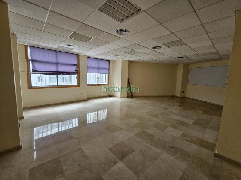 Foto c70931e3-81a0-4fbf-b94d-cb6b9f8785f1. Location bureau dans Plaza Independencia Vigo