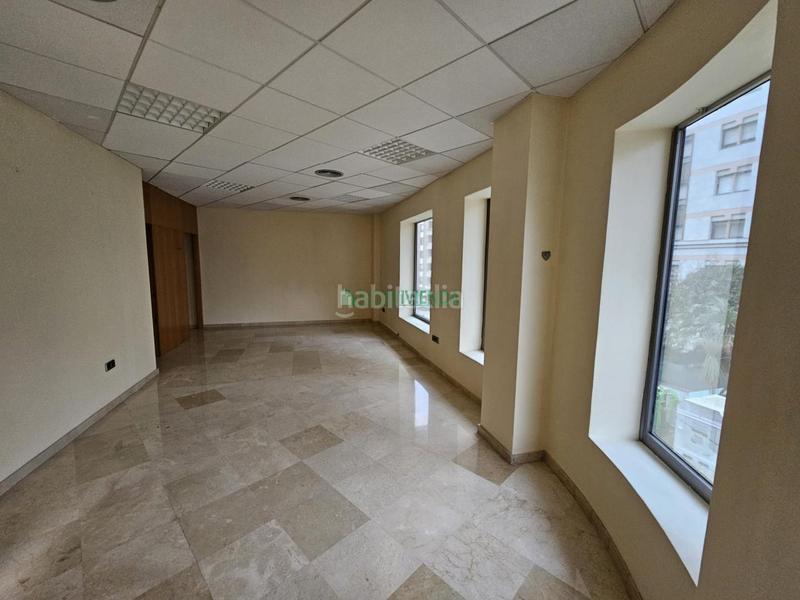 Foto 43b2cb5c-574c-4ffb-9c19-a06cad3cddb9. Miete büro in Plaza Independencia Vigo