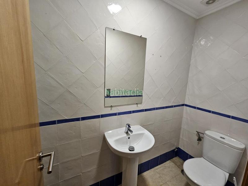 Foto a98fb4e0-3ee9-48dc-a898-f2cd97504261. Location local commercial dans Plaza Independencia Vigo