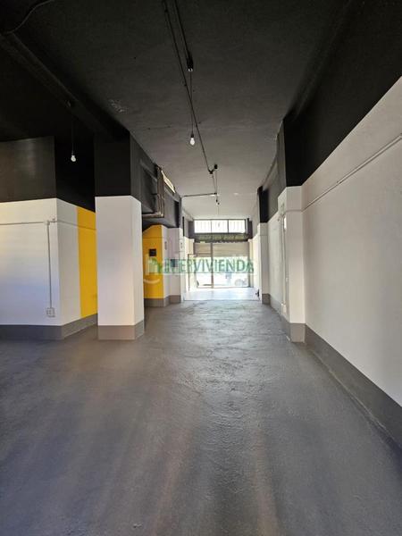 Foto 304eda2b-8255-4478-9588-965e1bb10e49. Rent business premise in As Travesas - Balaidos Vigo