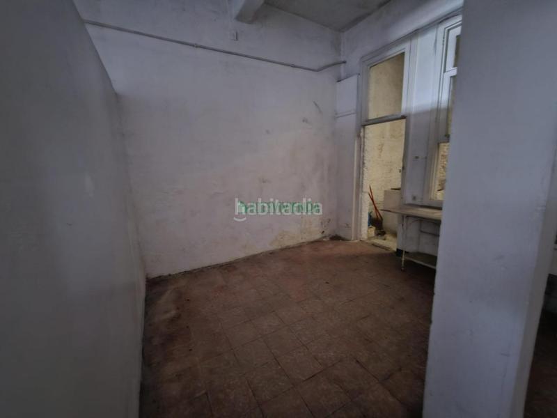 Foto b63d15a9-2fdc-4ff2-b121-a62fcf0ccae3. House in travesía de Vigo - san xoán Vigo