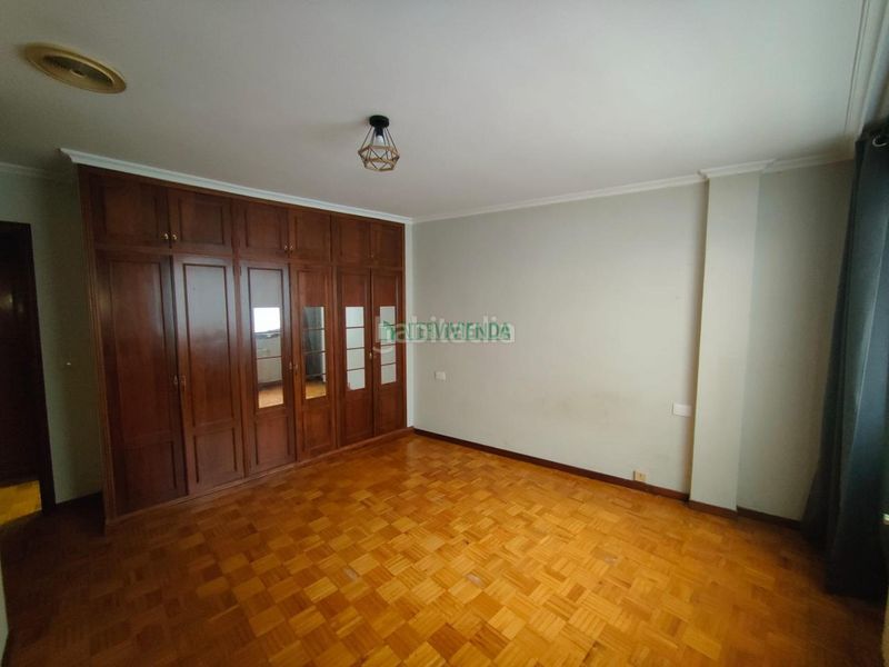 Foto 0447613a-e077-412a-bd9d-790497e951d9. Dúplex amb calefacció aparcament a Centro - Areal Vigo