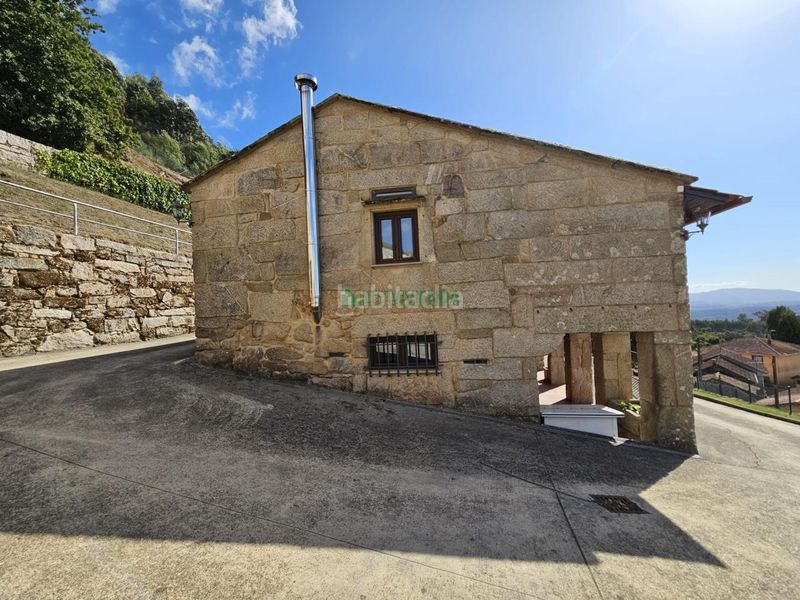 Foto 44a89693-6ee9-400d-a8c9-569691f6f291. House with heating parking in Neves (As)