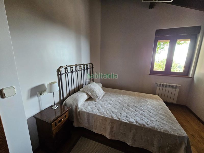 Foto 56566af8-bc3c-4cd2-866a-2ceab9f2a0b8. House with heating parking in Neves (As)