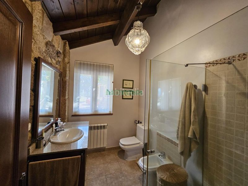 Foto a648c6ae-4c9b-4782-962f-26eb8b9c9e7e. House with heating parking in Neves (As)