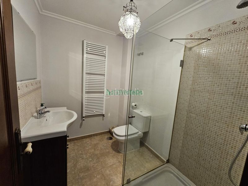 Foto c78c64c8-82f6-4e15-ba6f-9f7c158a6358. House with heating parking in Neves (As)