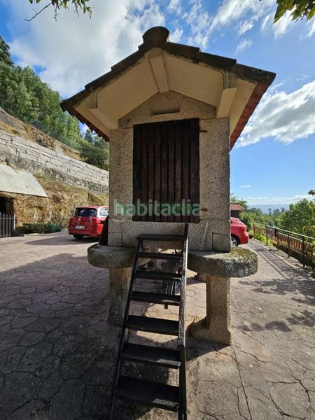 Foto ebd394ff-e972-4dc0-b47e-3569757d553e. House with heating parking in Neves (As)