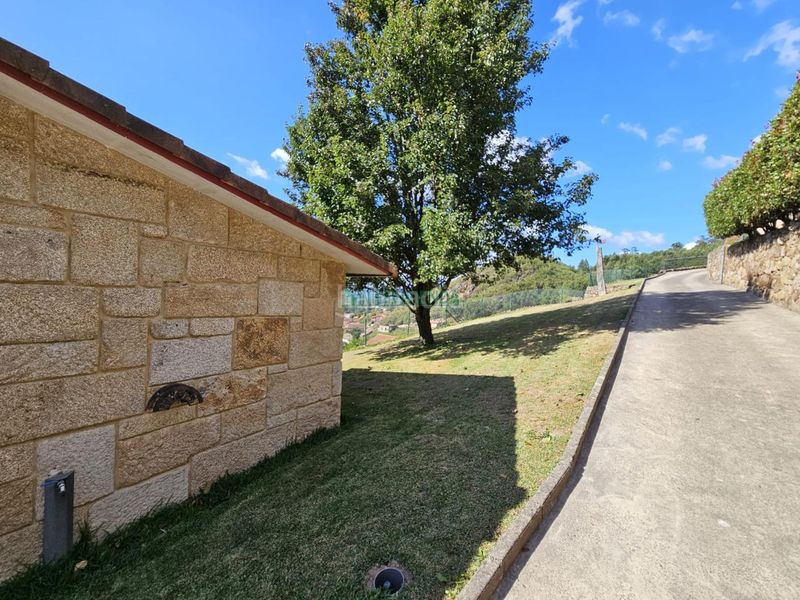 Foto fdcf12df-2194-4790-859e-9d468d2863cf. House with heating parking in Neves (As)