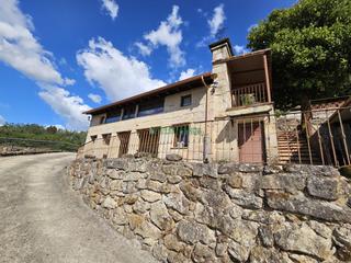 House in Neves (As)