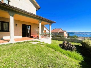 Chalet in Moaña