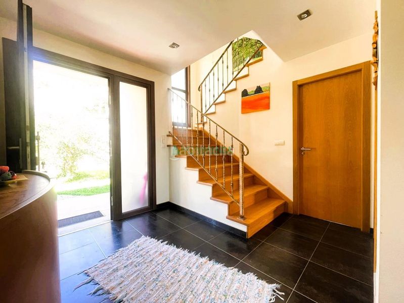 Foto 09d46502-5cd4-42ec-b698-c5bd7c9f5a03. Xalet amb calefacció aparcament a Moaña