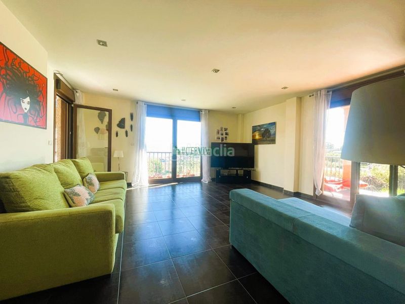 Foto ac8960b9-6e6b-4622-87d2-8b7ec0d67397. Xalet amb calefacció aparcament a Moaña