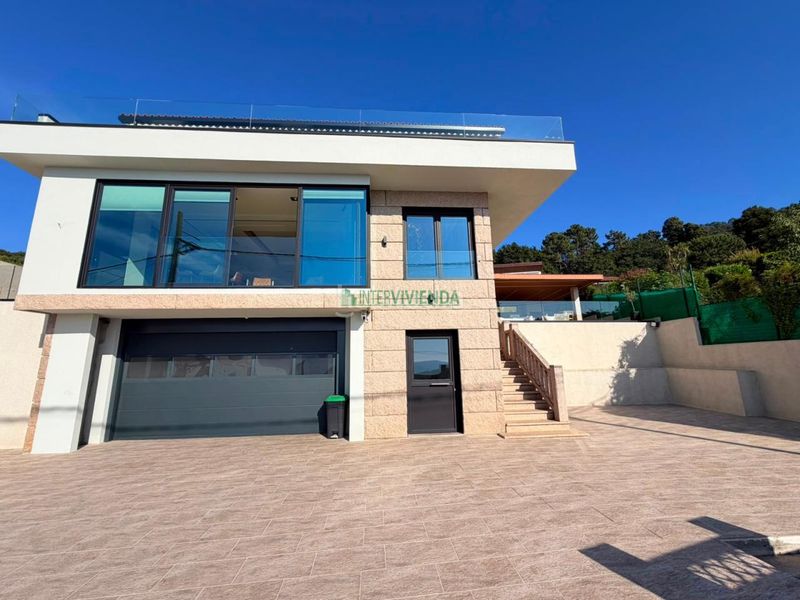 Foto 40cfab34-f0df-4370-81df-910b95a4b129. Casa amb calefacció aparcament a Redondela