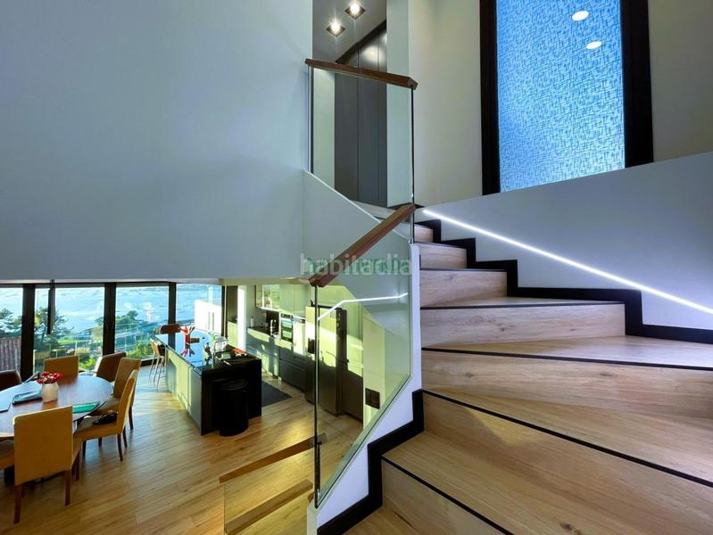 Foto 428f0dc8-0abc-4980-b7ea-9a9af0de184c. Casa con riscaldamento parcheggio in Redondela