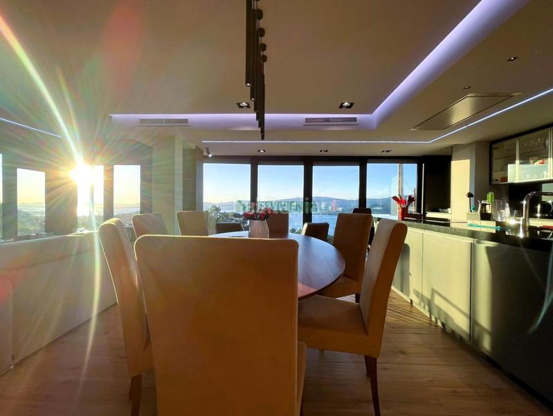 Foto 4e1acda1-f5eb-4ef9-9fb2-a5a41524591f. Casa con riscaldamento parcheggio in Redondela