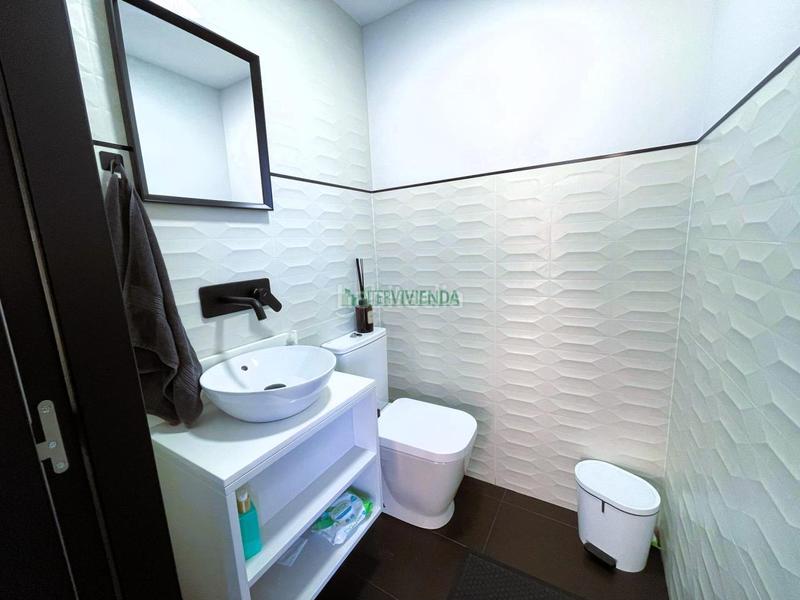 Foto 563cb497-07a5-4dcc-a2e3-6f789fcbf1a4. Casa con riscaldamento parcheggio in Redondela