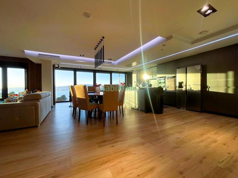 Foto 5eb03a98-ec4d-45cd-a8d5-8f86c64a8286. Casa con riscaldamento parcheggio in Redondela