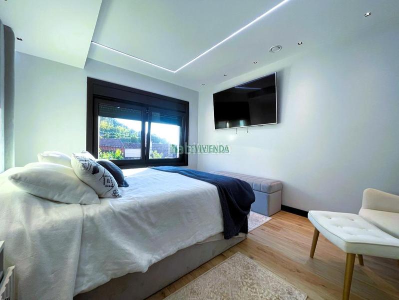 Foto 92105e9a-94b3-4c7a-b044-6694fbdce356. Casa con riscaldamento parcheggio in Redondela