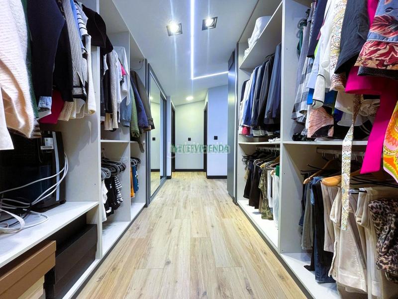 Foto bbd93710-3d2d-4a61-9565-a9bb4fa3b1dd. Casa con riscaldamento parcheggio in Redondela