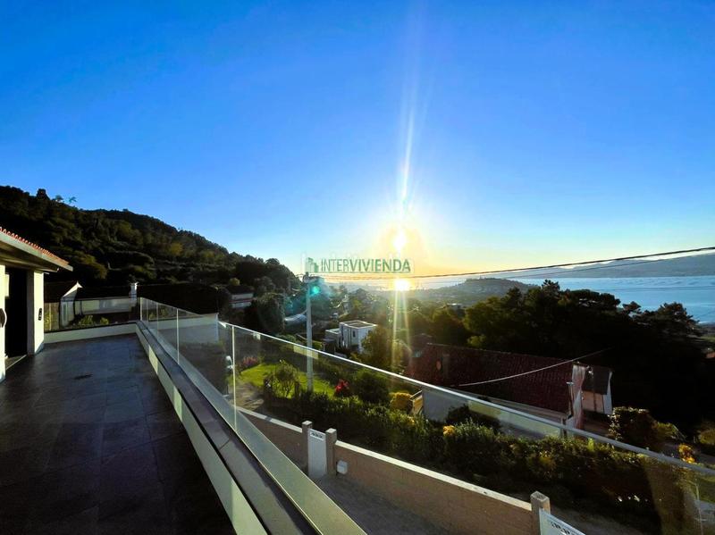 Foto dbacc412-f0de-45e2-944b-2b076eba06ad. Casa con riscaldamento parcheggio in Redondela