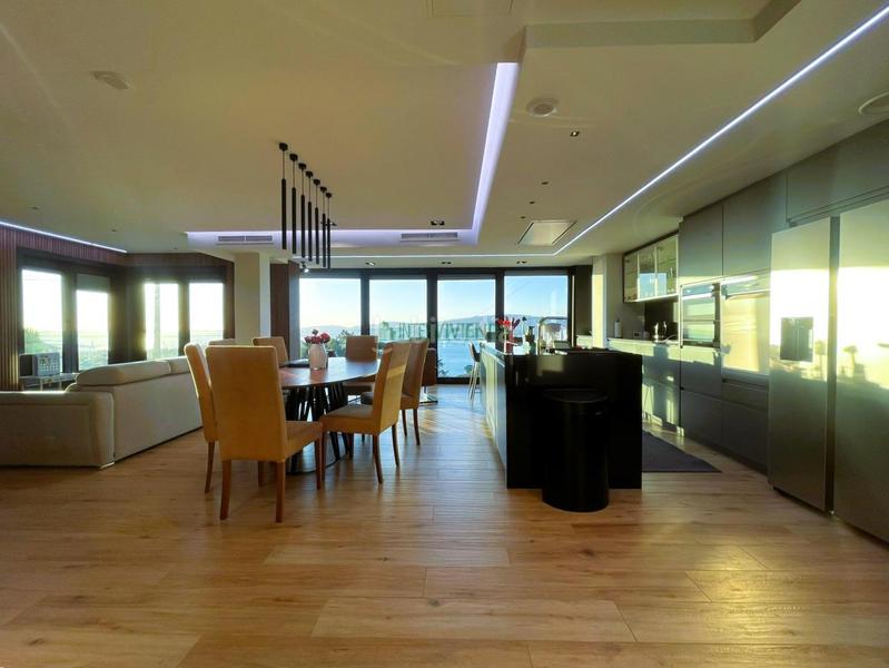 Foto f166491f-979d-466c-a1b7-2c8a954db7db. Casa con riscaldamento parcheggio in Redondela