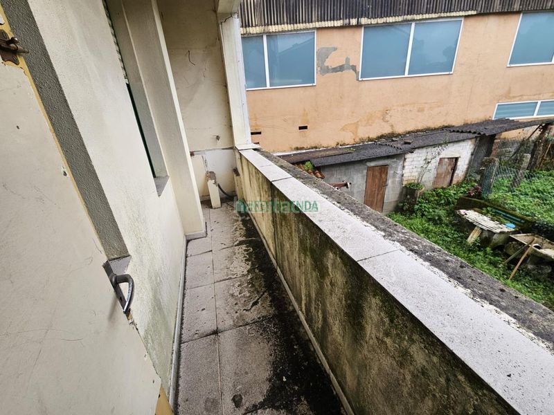 Foto 39e96a20-2e73-4c81-9f0f-d31ded219076. Local comercial a Ponteareas