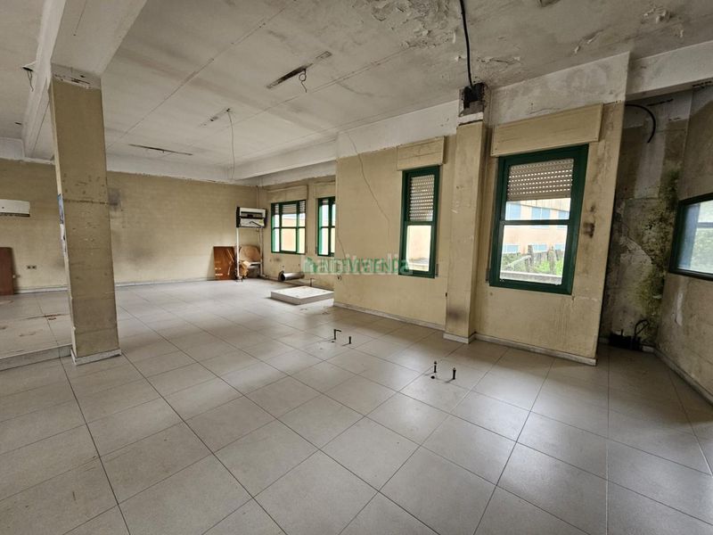 Foto 5224dde7-9a5b-4510-8e5f-1c0d580e93c0. Local comercial a Ponteareas