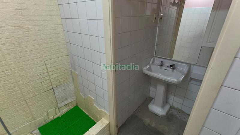 Foto 2017b666-213b-464c-a690-90e965c04da8. Geschäftsraum in Berbés - Peritos Vigo