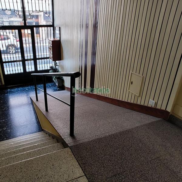 Foto 993f8ad7-a990-4db0-946d-cdb6b3082045. Geschäftsraum in Berbés - Peritos Vigo