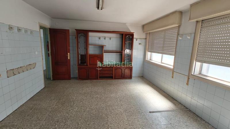 Foto 25db1165-606f-497a-bed5-55c9f80bec57. Local comercial en Berbés - Peritos Vigo