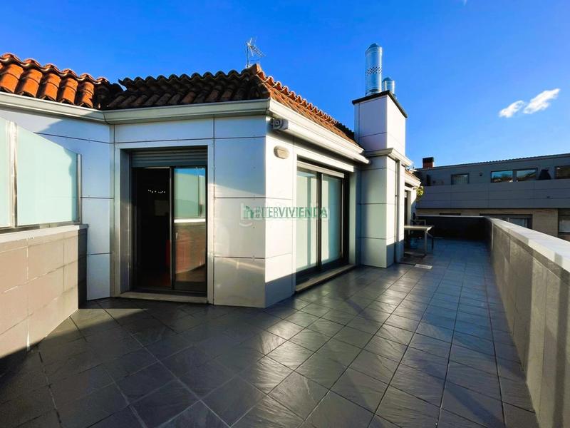 Foto 8cfaa4cb-5204-43eb-8253-dd3b5f812047. Penthouse with heating parking in Lavadores Vigo