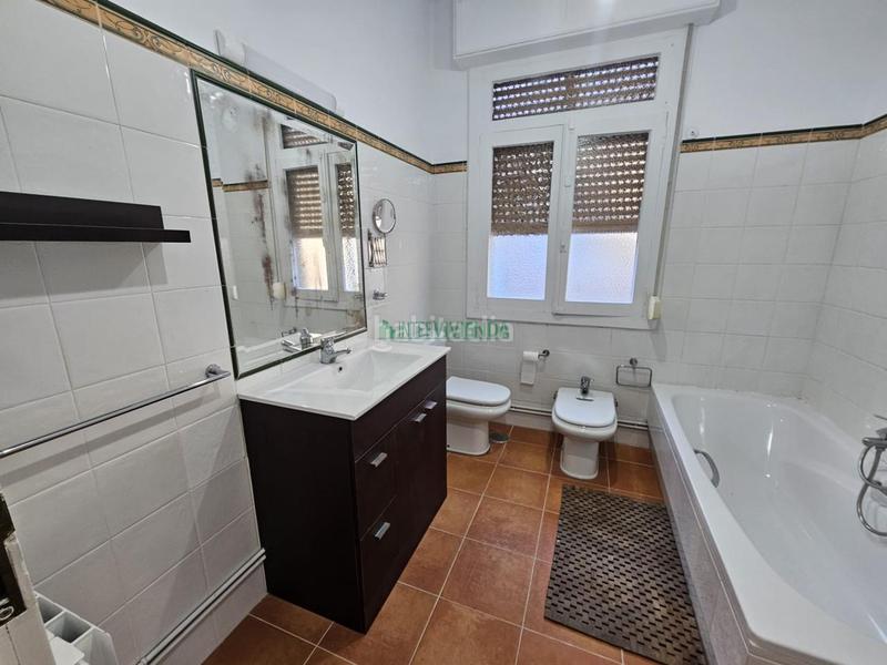 Foto e290121a-8305-4663-b757-7048354945cd. Appartamento con riscaldamento in Bouzas Vigo