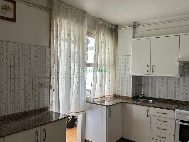 Foto 0abeff50-6601-49c3-8ca5-bd1a143f72b4. Piso en Teis Vigo
