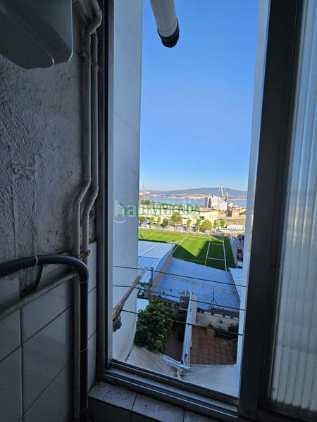 Foto 0fede07b-b3c2-49c9-81bf-e34496faf3ac. Piso en Teis Vigo