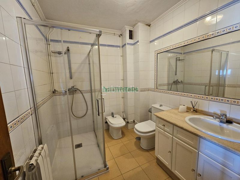 Foto 6810bfba-b2a3-4e25-8f33-f3dc5598271a. Piso en Teis Vigo