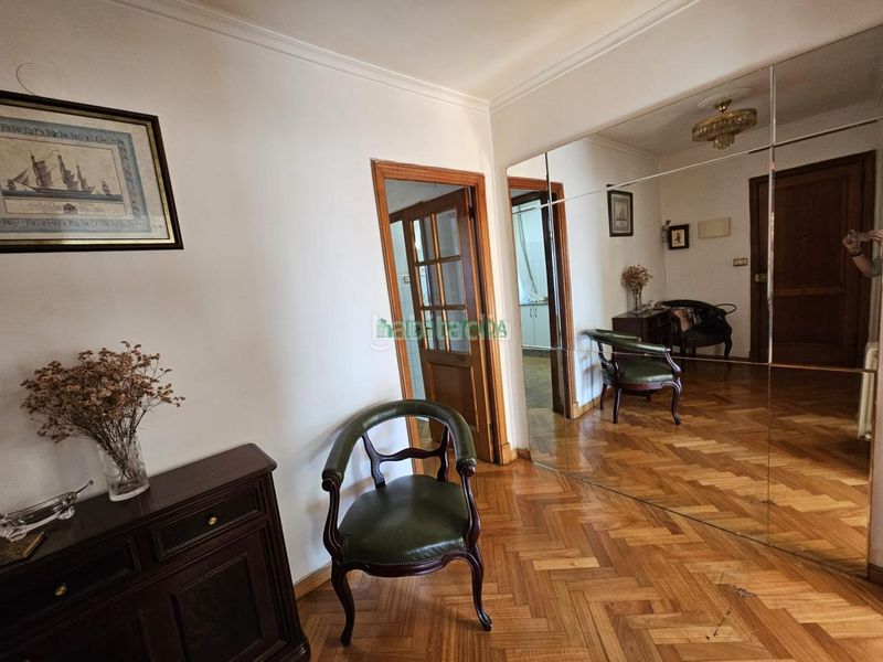 Foto 7d7d69e3-9501-4616-90fd-7d8385fcc49f. Piso en Teis Vigo