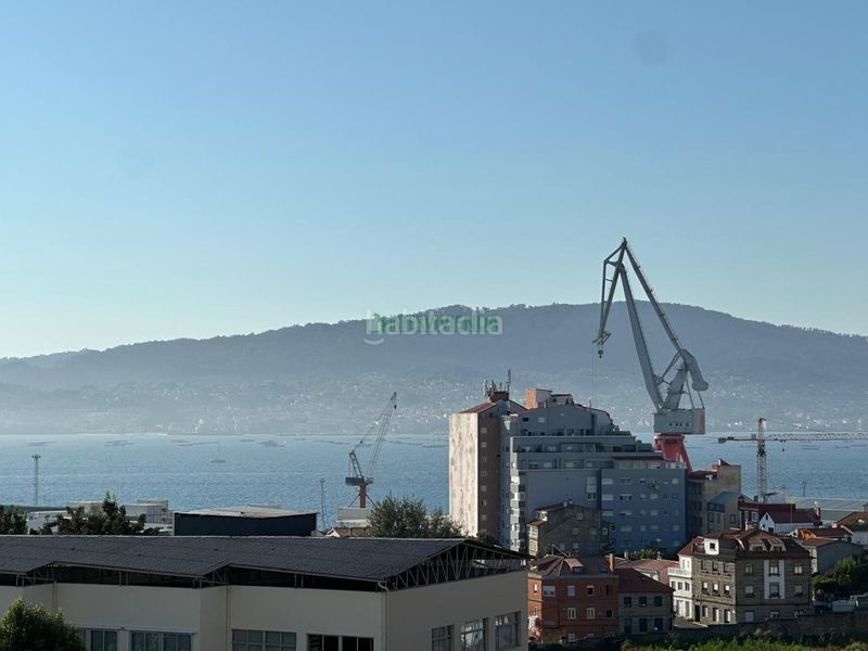 Foto db06a36c-a4ad-43df-8d77-6f724354f536. Piso en Teis Vigo
