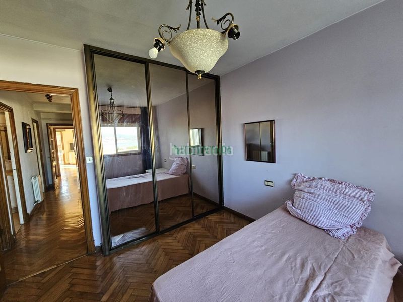 Foto ecf70d34-ac55-4db2-a8f1-b6b03bac4902. Piso en Teis Vigo